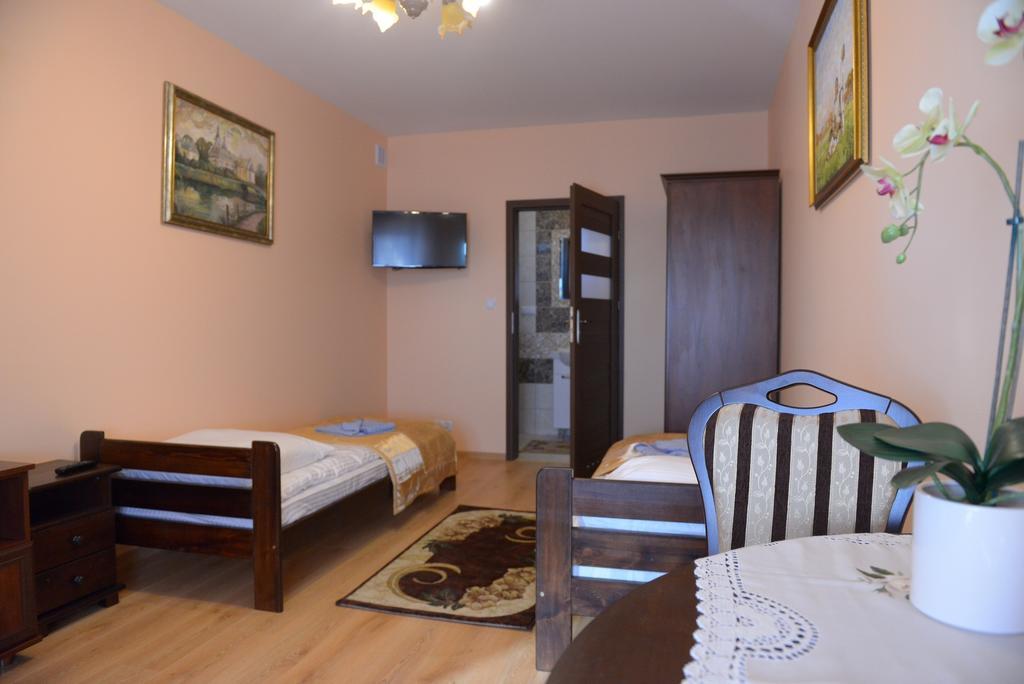 Hotelik Pod Lwami Malaszewicze Duze Bagian luar foto